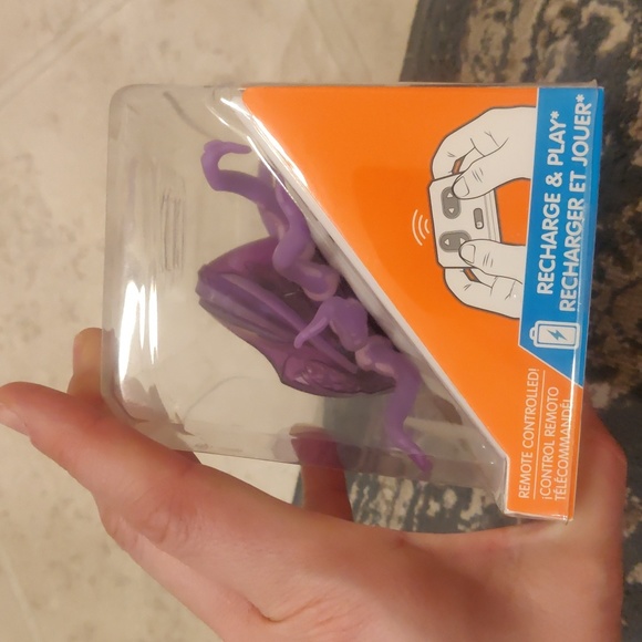 New!Purple Hexbug Remote Control robotic Kraken - Picture 2 of 5